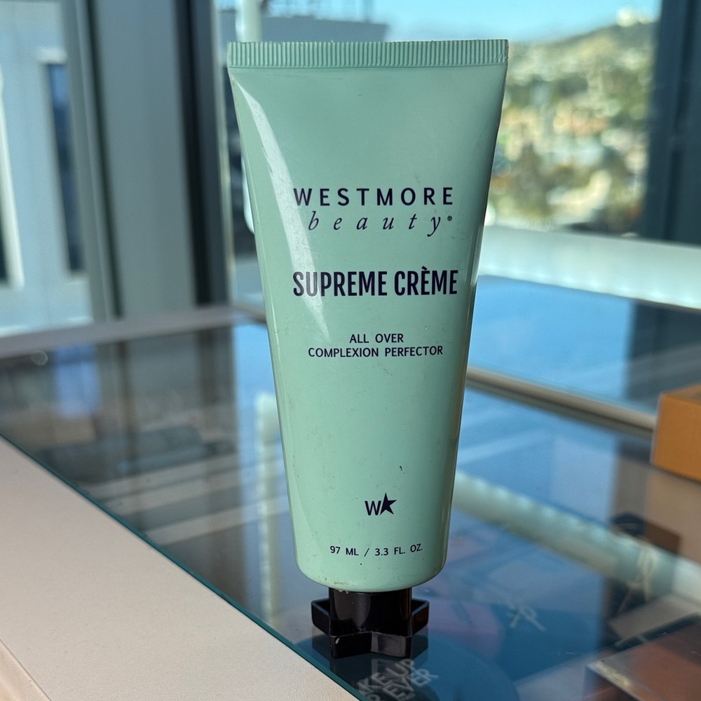 Westmore Beauty Supreme Crème Light